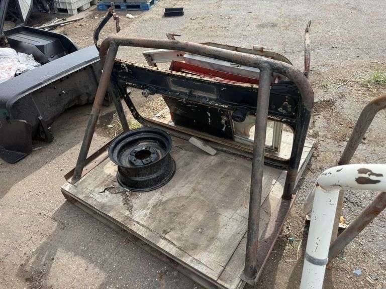 Willys Jeep Steel Half Doors and Roll Bar - Roller Auctions