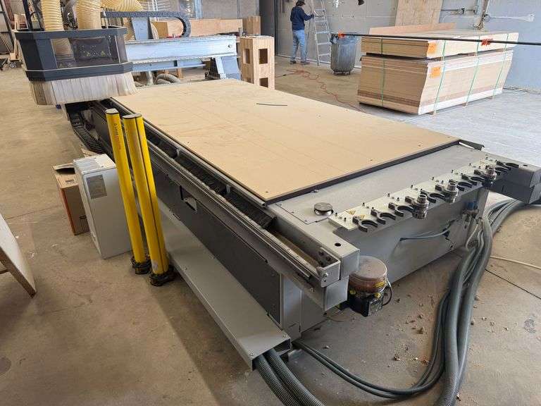 2017 Format4 Profit H08 CNC Router, 3P +N Ph, 22KW, 50/60Hz - Roller Auctions