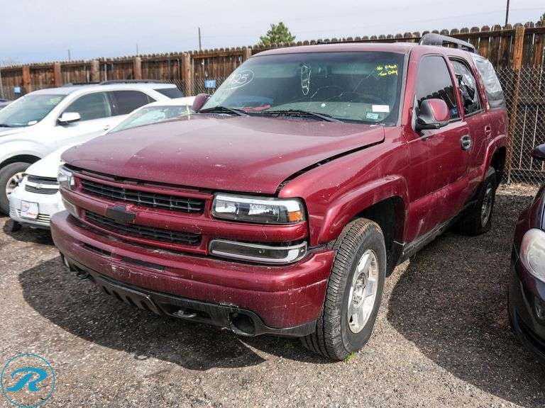 2003  Chevrolet  Tahoe LS   4WD