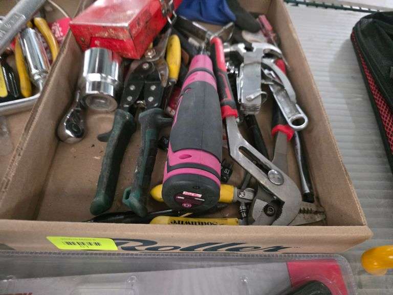 Hand Tools, Pliers, Wrenches, Screwdrivers, Socket Set, Pullers - Roller Auctions