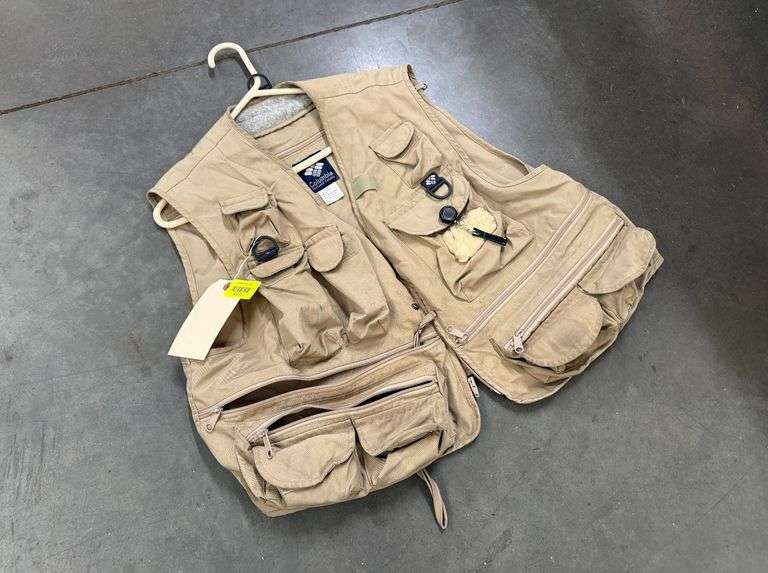 Columbia Fishing Utility Vest, Size XX-Large