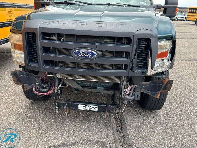 2008  Ford  F350   Super Duty XL  4WD  Pickup - Roller Auctions