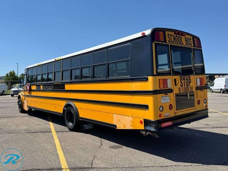 2008 Thomas Saf-T-Liner C2 Freightliner RWD 77-Passenger School Bus - Roller Auctions