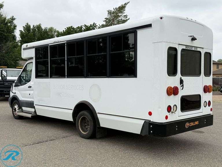 2016  Ford  Transit 350   Base  RWD  14-Passenger Shuttle Bus - Roller Auctions