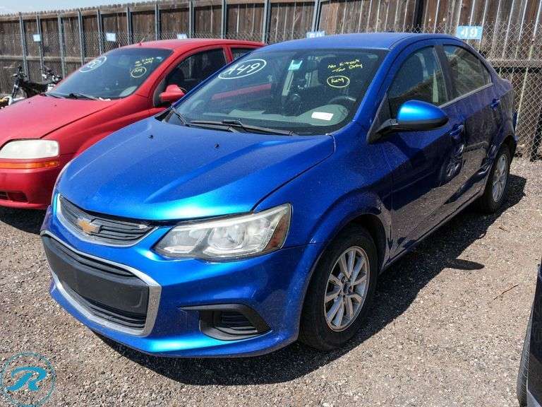 2017  Chevrolet  Sonic LT  FWD