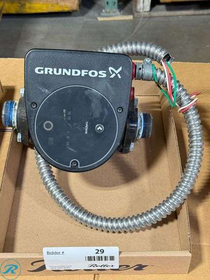 Grundfos Magna1 32-60F 165 Circulator Pump