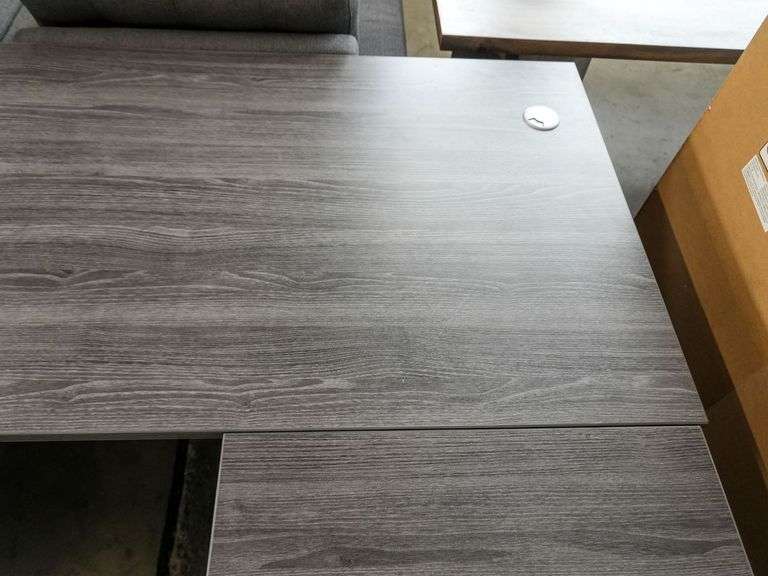 Office Desk With Return, 72" x 71" - Roller Auctions