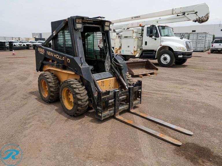 1999  New Holland  LX665   Skid Steer Loader - Roller Auctions