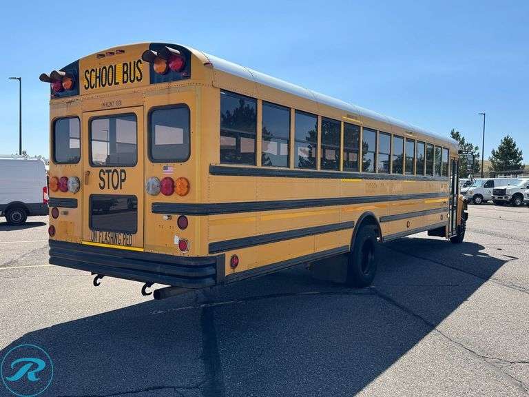 2004  IC Corporation  CE300  RWD  77-Passenger School Bus - Roller Auctions