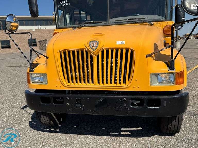 2004  IC Corporation  CE300  RWD  77-Passenger School Bus - Roller Auctions