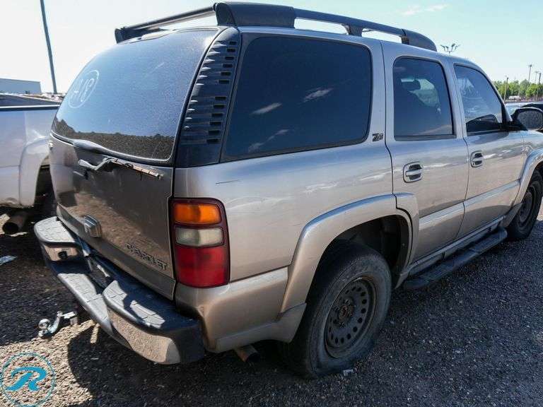 2003  Chevrolet  Tahoe LS  4WD - Roller Auctions