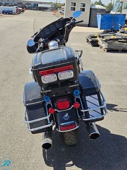 2014  Harley-Davidson  FLHTP Electra Glide   Police Edition  RWD  Motorcycle - Roller Auctions