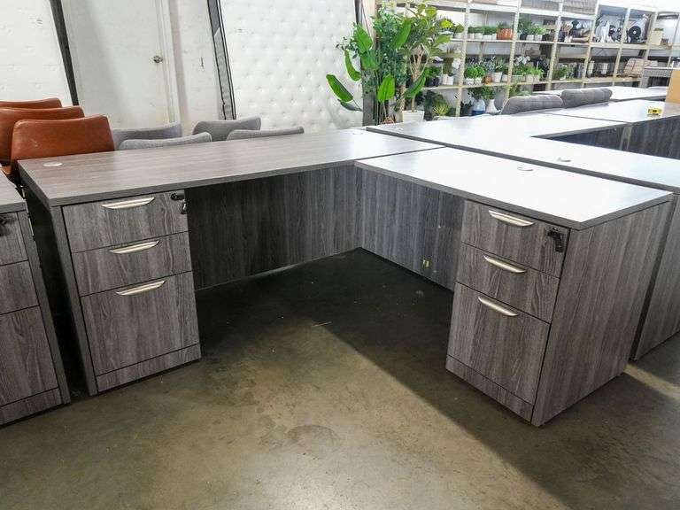 Office Desk With Return, 72" x 71"