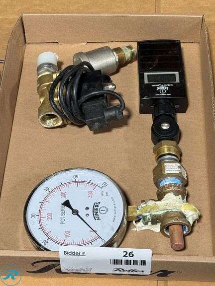 Winters PCT SERIES Digital Temperature Gauge, Pressure Gauge, and Solenoid Valve Assembly