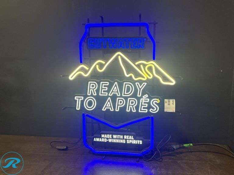 Cutwater Apres Lighted Sign