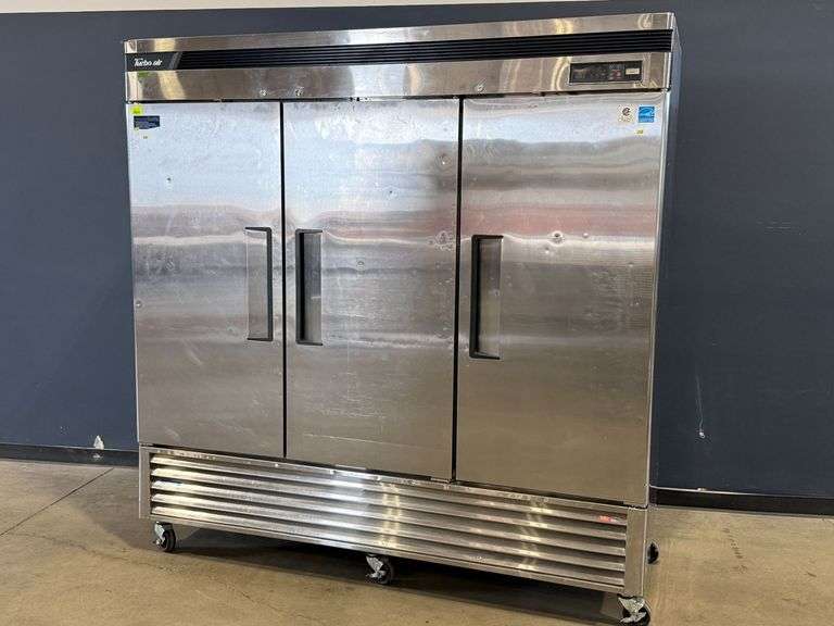 Turbo Air TSF-72SD-N Three-Door Reach-In Freezer with Casters, 110-120V