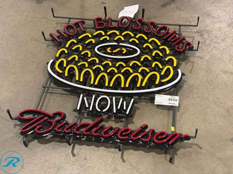 Budweiser Hot Blossom Lighted Sign (Inoperable)