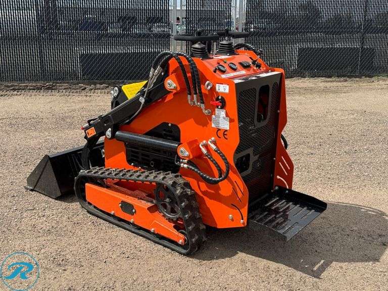 New 2026  SDLOOL  SL36C  Crawler  Mini Skid Steer Loader - Roller Auctions