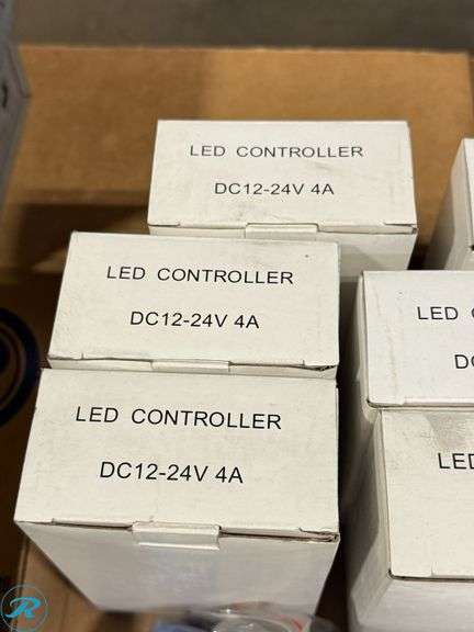 Tray of LED Controllers DC12-24V 4A With Batteries and Charges - Roller Auctions