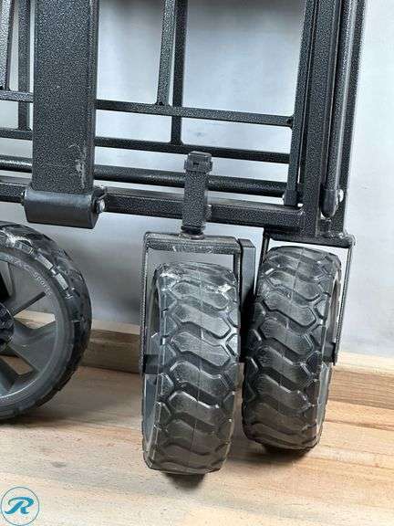 Mac Sports: XL Folding Wagon with Brakes- Like New - Roller Auctions