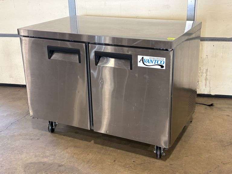Avantco 178AU48RHC Two-Door Undercounter Refrigerator with Casters