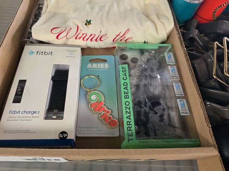 Electronics, Disney Winnie The Pooh Bag, CDs, Tumblers, Accessories - Roller Auctions
