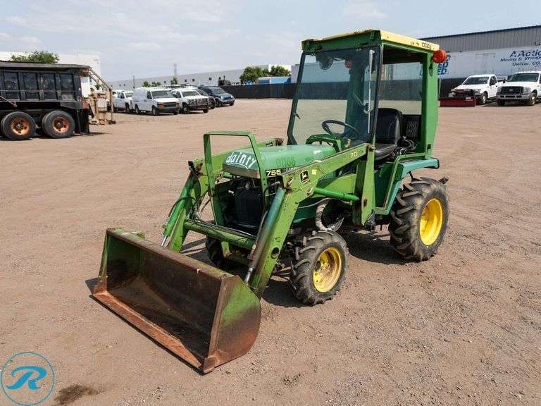 John Deere 755 4WD Tractor/ Loader