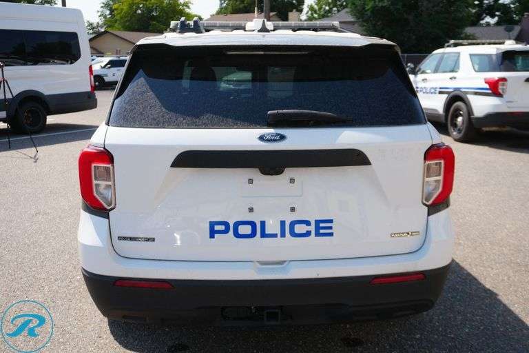 2021  Ford  Explorer   AWD  Police Interceptor SUV - Roller Auctions