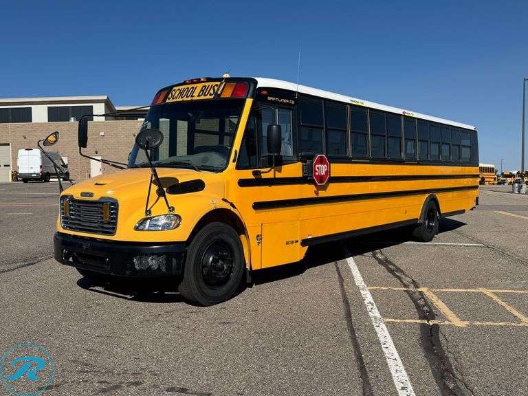 2008 Thomas Saf-T-Liner C2 Freightliner RWD 77-Passenger School Bus