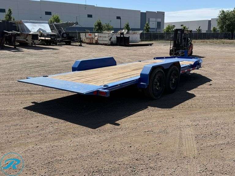 2023 Diamond C HDT207 T/A Tilt Bed Equipment Trailer - Roller Auctions