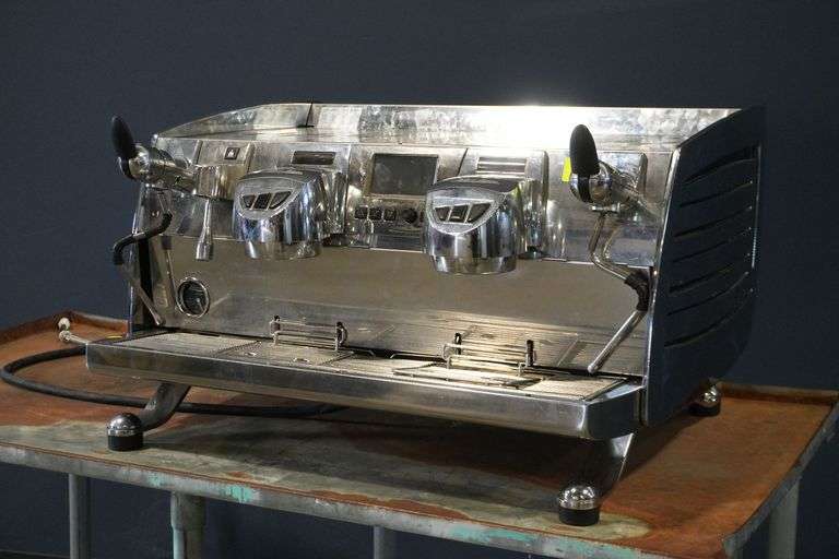 Victoria Arduino VA388 Black Eagle GR2 Espresso Machine, 208-240V, Electric, 220V