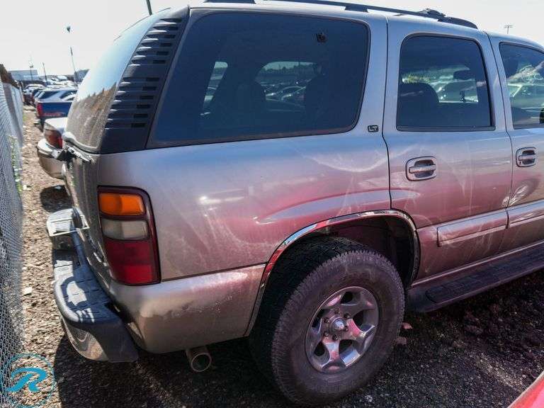 2001  Chevrolet  Tahoe   4WD - Roller Auctions