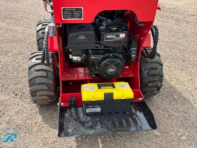 New 2026  SDLOOL  SL323TZ  Mini Skid Steer Loader - Roller Auctions