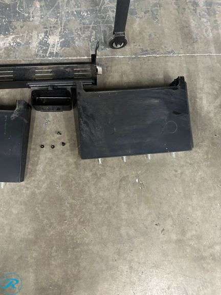 Blackstone 36 in. Griddle with Hinged Hood, Front Shelf - Used/Missing Cover - Roller Auctions