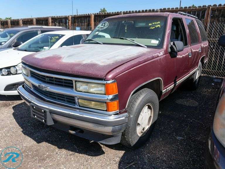 1999  Chevrolet  Tahoe   4WD