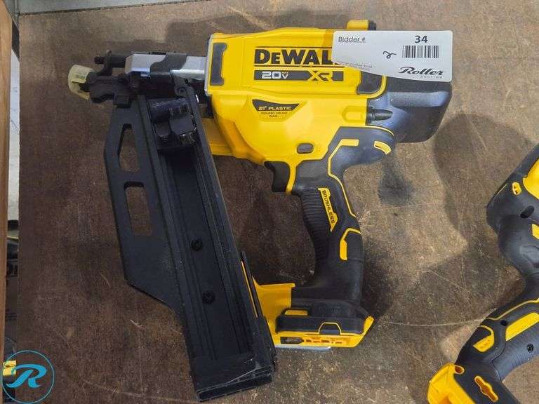 (2) Dewalt DCN680, DCN920 Cordless Nailers, 20V - Roller Auctions