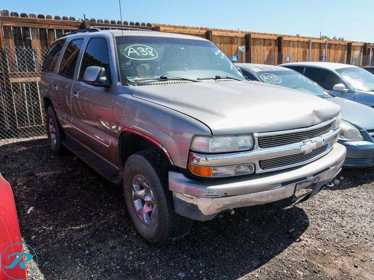2001  Chevrolet  Tahoe   4WD - Roller Auctions
