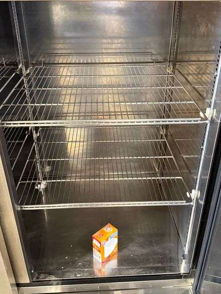 Turbo Air TSR-72SD-N Three-Door Reach-In Refrigerator with Casters, 110-120V - Roller Auctions