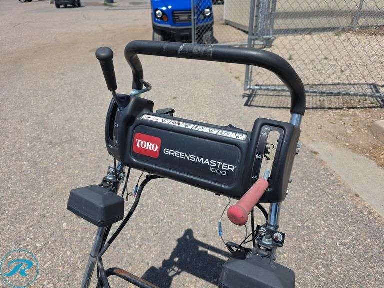 Toro Greensmaster 1000 Walk Behind Reel Mower (Inoperable, Does Not Start) - Roller Auctions
