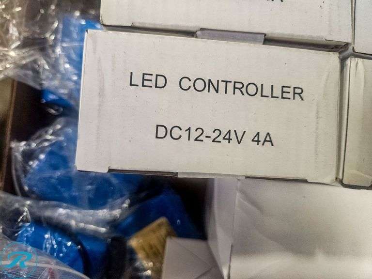 Tray of LED Controllers DC12-24V 4A With Batteries and Charges - Roller Auctions