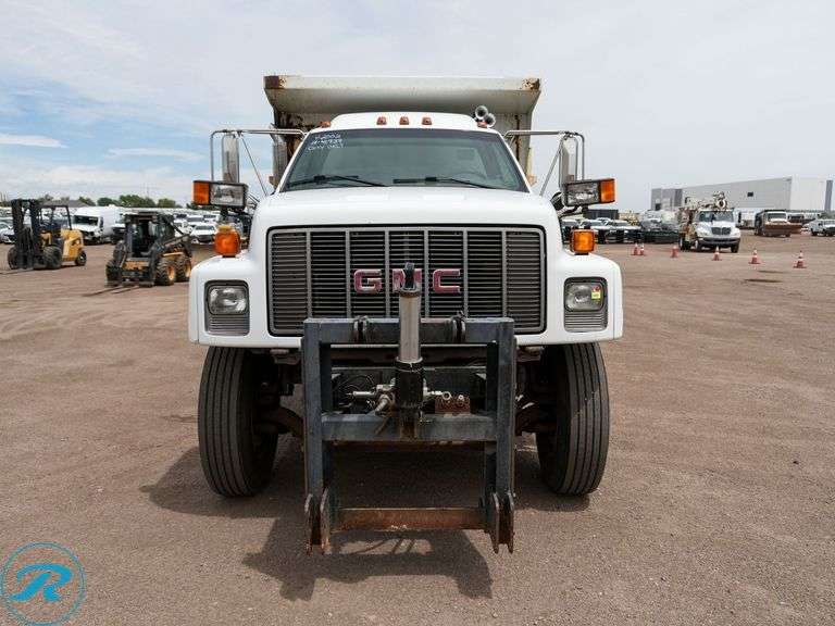 2002  GMC  C8500  RWD S/A  Dump Truck - Roller Auctions