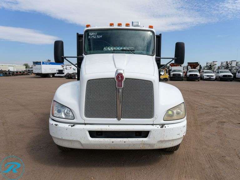 2012  Kenworth  T370   T/A Flatbed Mud Mixing Truck - Roller Auctions
