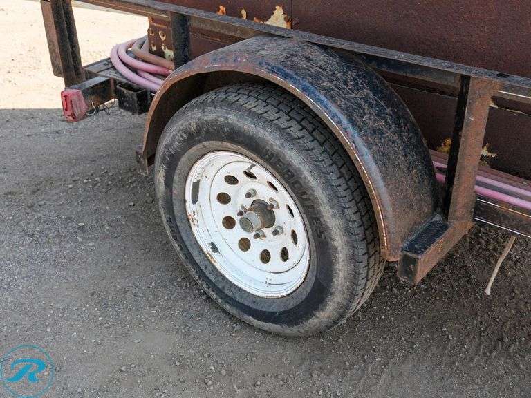 2001 Road Clipper S/A Utility Trailer - Roller Auctions
