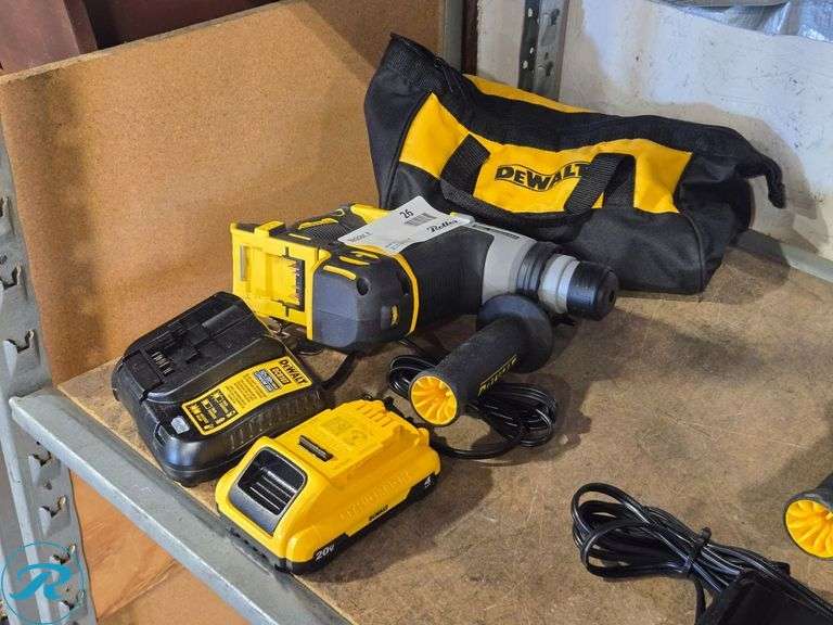 DeWalt DCH172 Rotary Hammer, 20V Max, with Charger, Battery, Bag