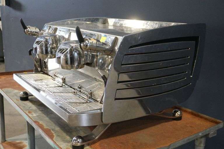 Victoria Arduino VA388 Black Eagle GR2 Espresso Machine, 208-240V, Electric, 220V - Roller Auctions