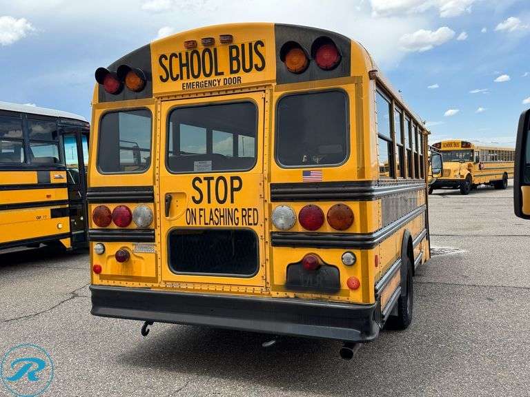 2003  Ford  E450   RWD  14-Passenger School Bus - Roller Auctions