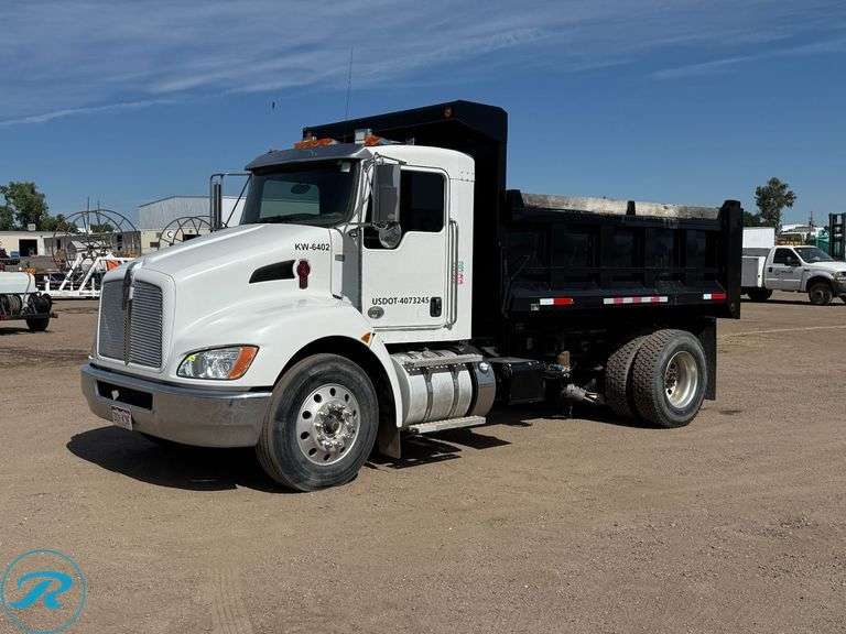 2011 Kenworth T370 S/A Dump Truck