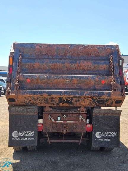 2011  International  WorkStar   7600  RWD  Dump Truck - Roller Auctions