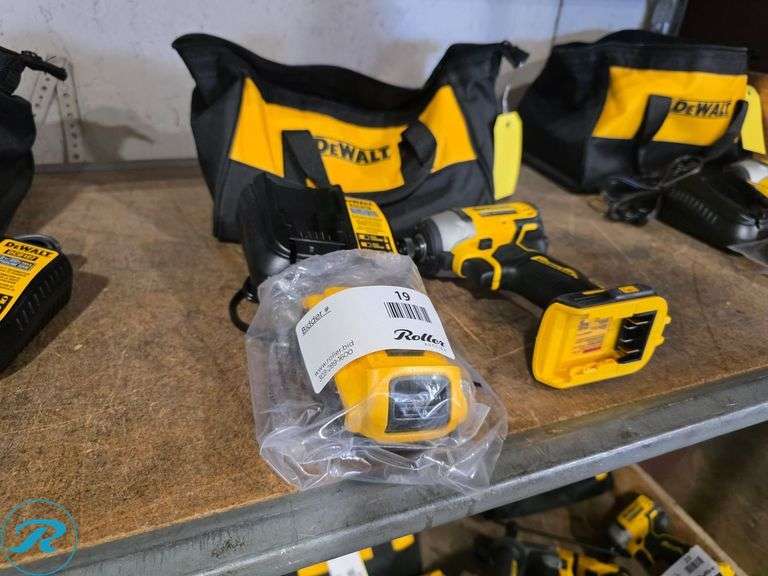 Dewalt DCF809 20V Cordless Impact Driver, Charger, Battery, and Bag