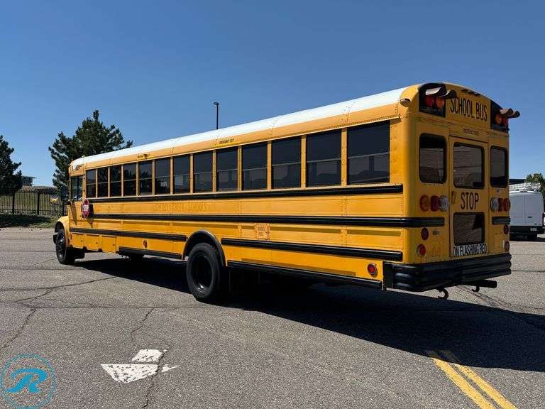 2004  IC Corporation  CE300  RWD  77-Passenger School Bus - Roller Auctions